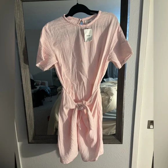 NWT XIRENA Pink Short Sleeve Tie-Front Dress SMALL - Picture 3 of 5